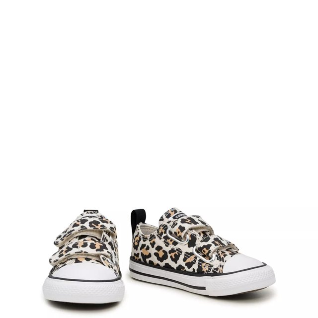 Girls chuck cheap taylors