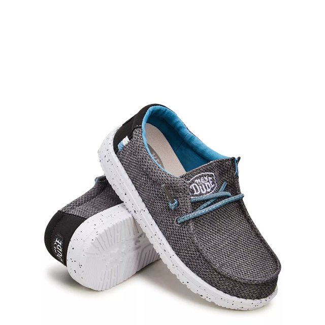 Hey Dude Boys Wally Sox Moc Toe Slip On in Sharkskin Size 2 Medium