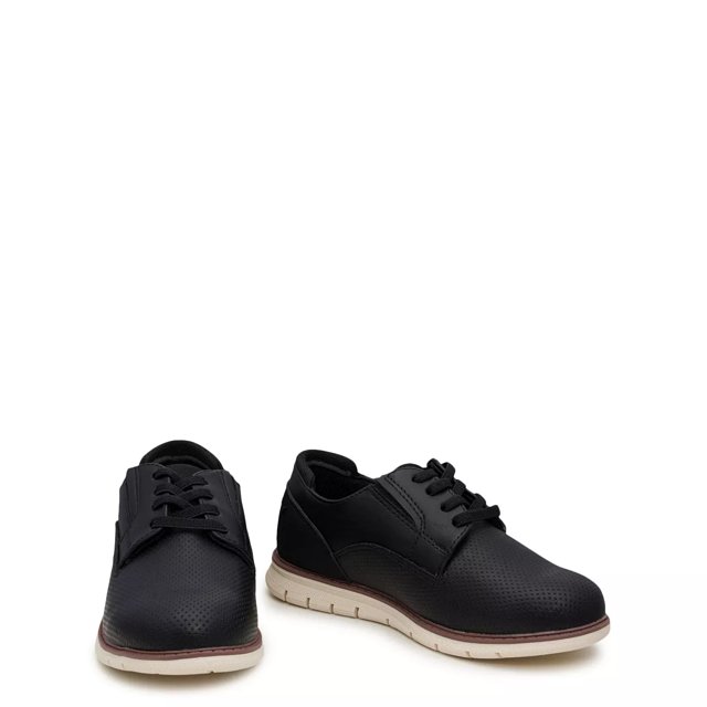 Boys wide width 2025 sneakers