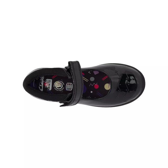 Clarks childrens white store shoes