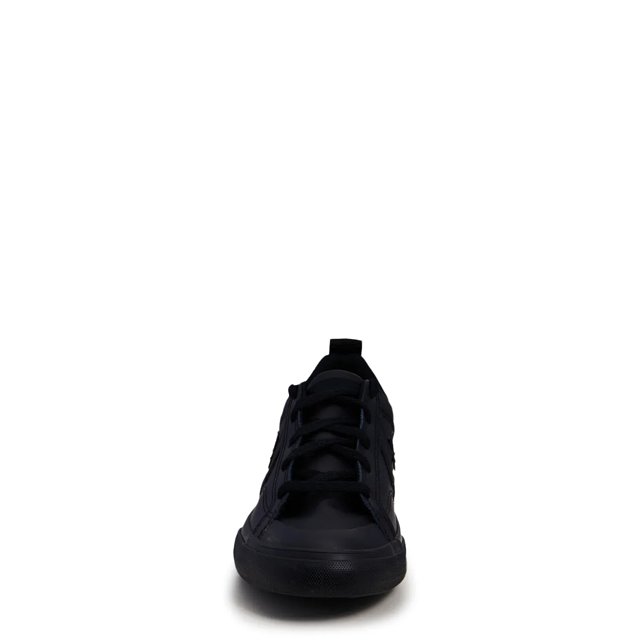 Black strap converse store