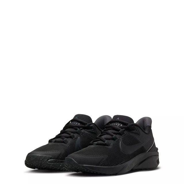 Nike boys size 4 deals