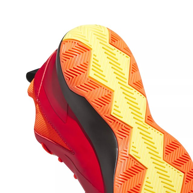 Wide width basketball hotsell sneakers