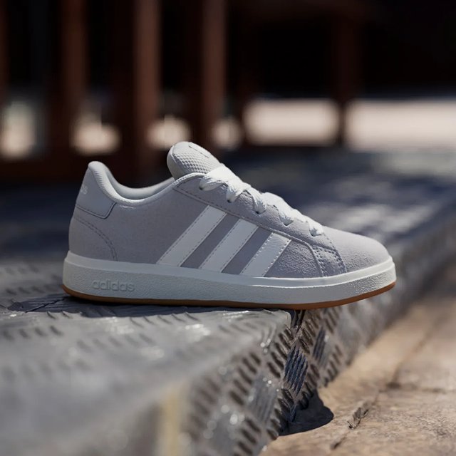 adidas Youth Boys' Grand Court 00s K Sneaker | The Shoe Co.