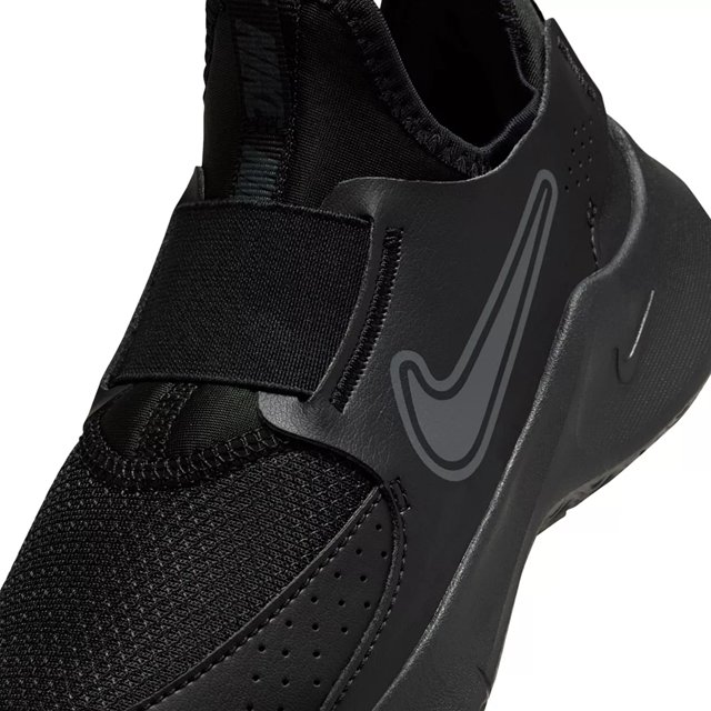 Black nike youth clearance