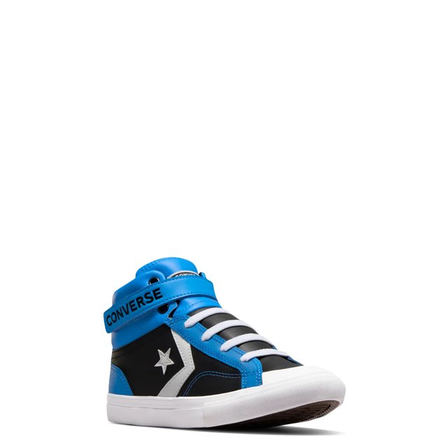 Youth boys converse new arrivals