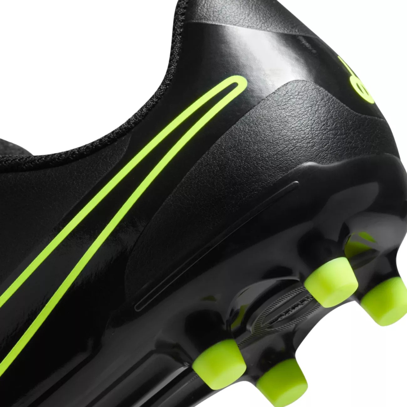 Youth Boys' Tiempo Legend 10 Soccer Cleats