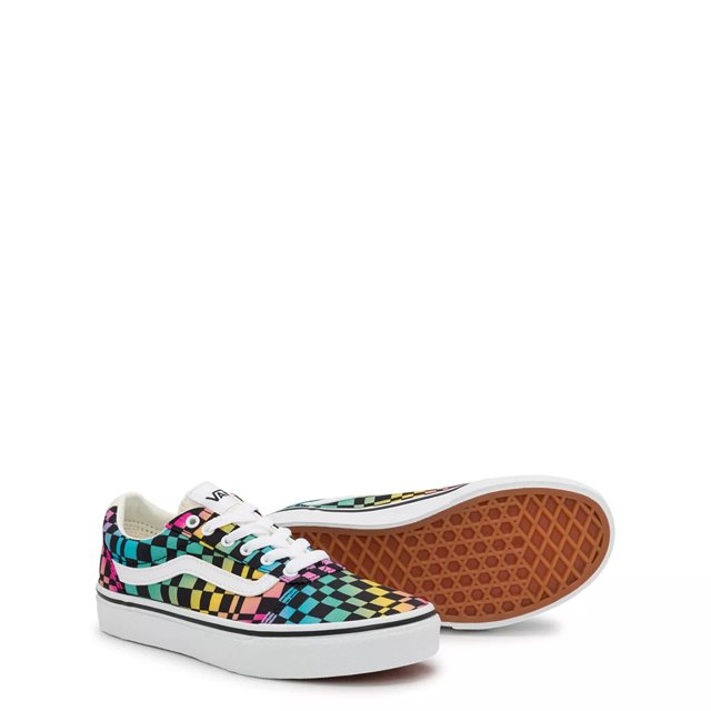 Girls vans 2025 checkered shoes