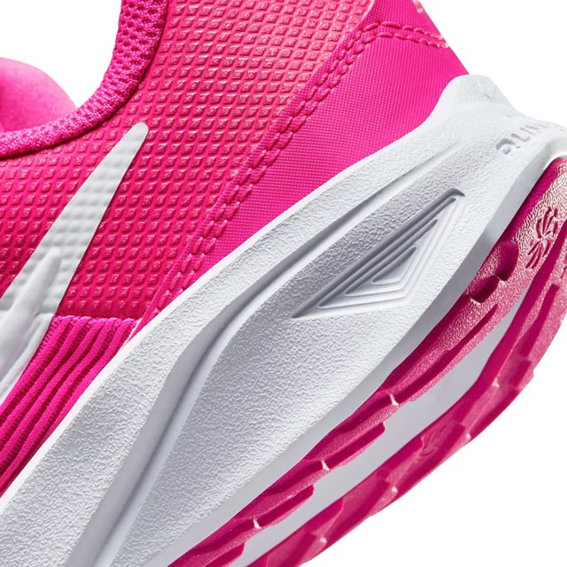 Girls nike slip on shoes online