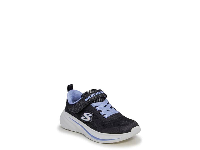 Black skechers size 2 best sale