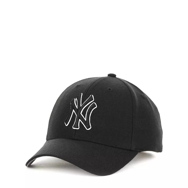 Black on black yankees hat 2025