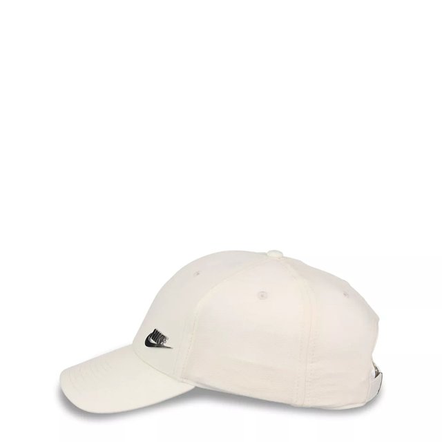 Nike Dri-FIT Club Structured Swoosh Strapback Hat