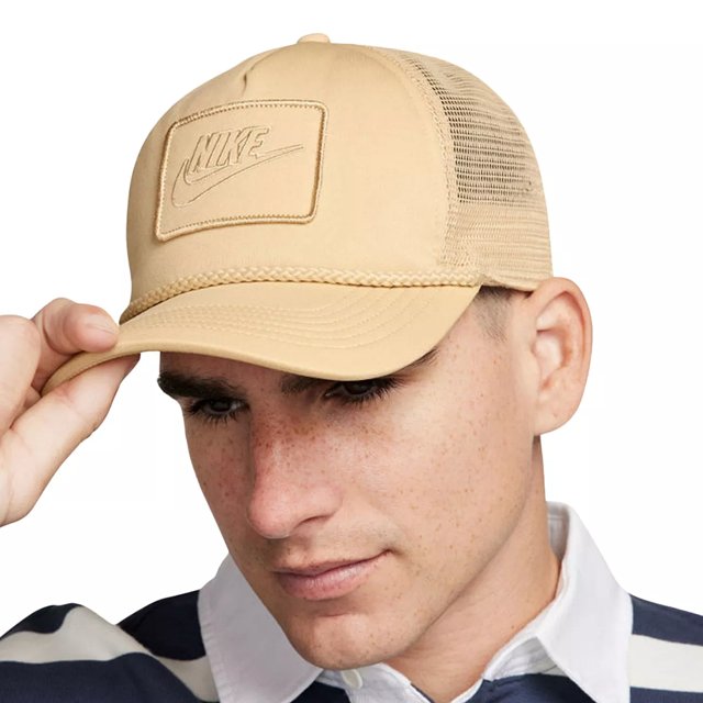 Beige nike cap discount