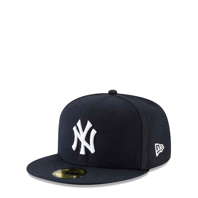 New Era Men's New York Yankees MLB Authentic Collection Game Fitted Cap in Navy Blue Size 7 5/8 NODIM